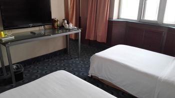 Juhe Express Hotel Luoyang Tianjin Road Екстер'єр фото