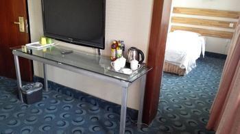 Juhe Express Hotel Luoyang Tianjin Road Екстер'єр фото